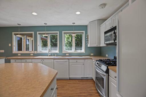 5414 Elkton Trail, Faribault, MN 55021