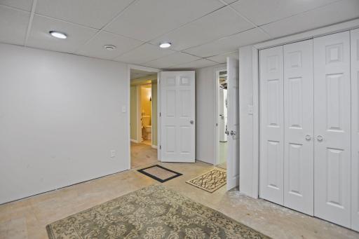 5414 Elkton Trail, Faribault, MN 55021