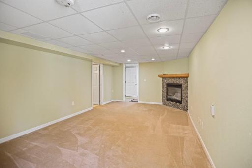 5414 Elkton Trail, Faribault, MN 55021
