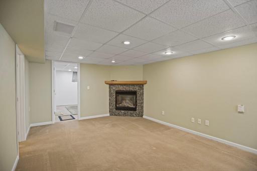 5414 Elkton Trail, Faribault, MN 55021