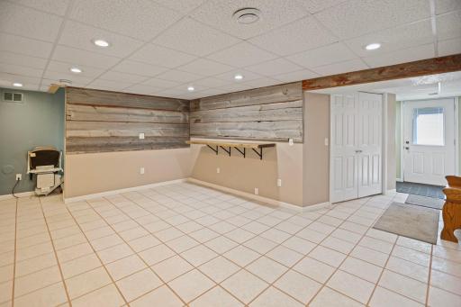 5414 Elkton Trail, Faribault, MN 55021