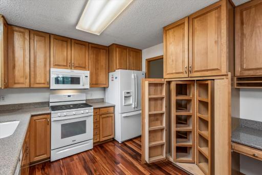 4746 141st Street W, Saint Paul, MN 55124