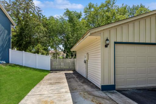 4746 141st Street W, Saint Paul, MN 55124