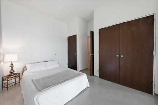 13-5601 Smetana Dr Unit 712 [3119805]- 013.jpg
