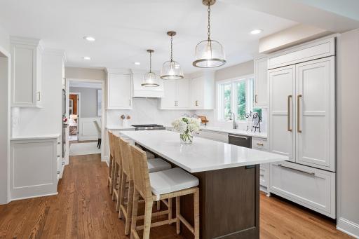 6608 Mohawk Trail, Edina, MN 55439
