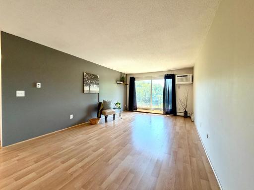 183 Little Canada Road E, 217, Saint Paul, MN 55117