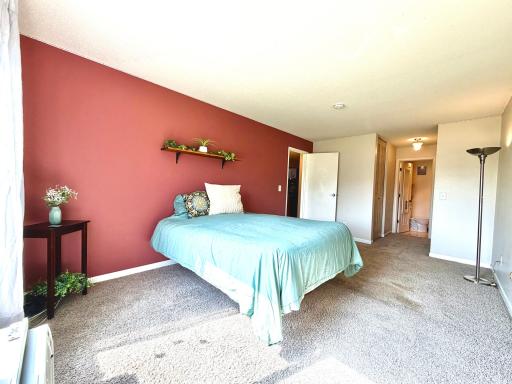183 Little Canada Road E, 217, Saint Paul, MN 55117