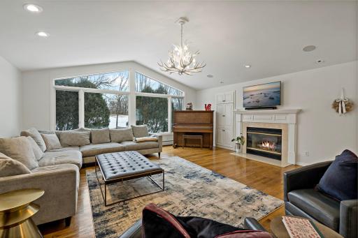 4604 Merilane, Minneapolis, MN 55436