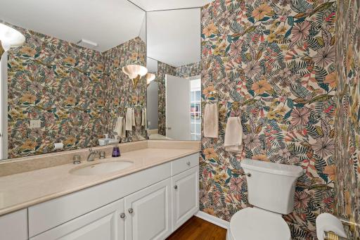 4604 Merilane, Minneapolis, MN 55436