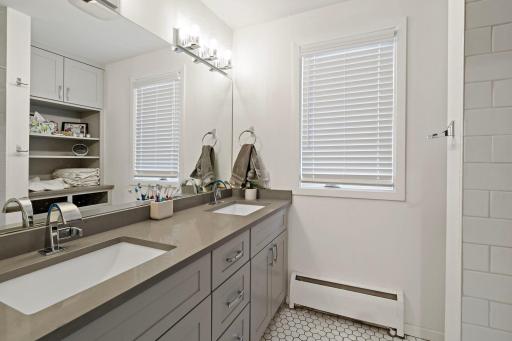4604 Merilane, Minneapolis, MN 55436