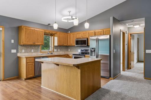 680 Lois Lane, Lino Lakes, MN 55014