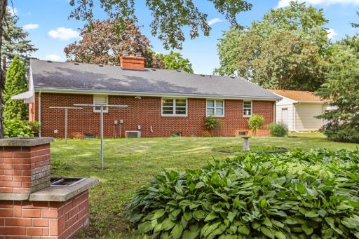 216 8th Avenue SE, Waseca, MN 56093