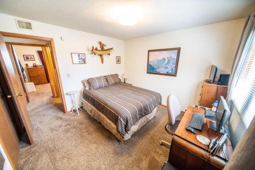 1815 Lakewood Avenue, Albert Lea, MN 56007