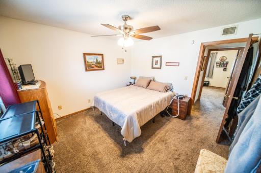 1815 Lakewood Avenue, Albert Lea, MN 56007