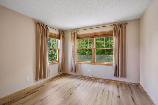 11585 Laketowne View, Albertville, MN 55301