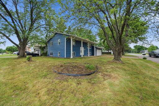 3910 65th Street E, Inver Grove Heights, MN 55076