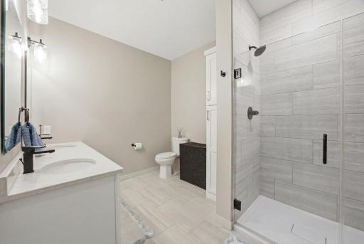 360 32nd Avenue W, 607, West Fargo, ND 58078