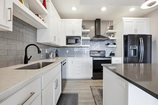 360 32nd Avenue W, 607, West Fargo, ND 58078