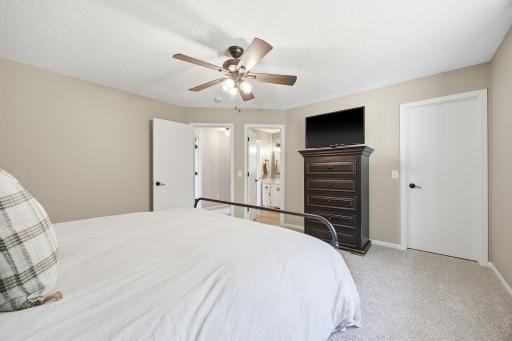 1st Bedroom, Main Level, Walk-through Bathroom attached