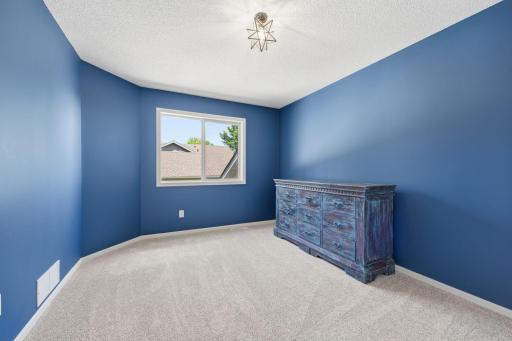 1301 Roberts Road, Buffalo, MN 55313