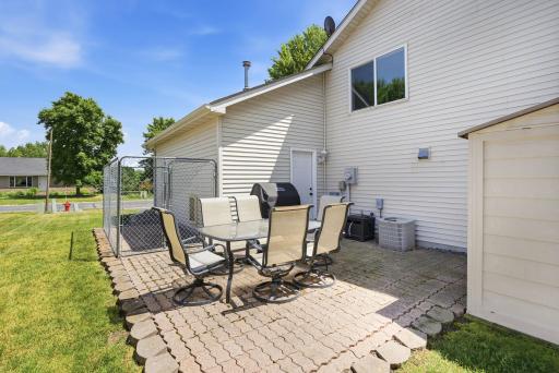 1301 Roberts Road, Buffalo, MN 55313
