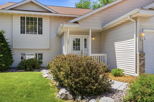 1301 Roberts Road, Buffalo, MN 55313