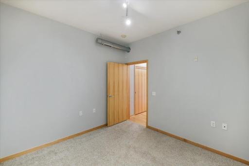1211 Lagoon Avenue, 510, Minneapolis, MN 55408