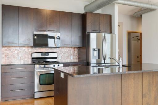 1211 Lagoon Avenue, 510, Minneapolis, MN 55408