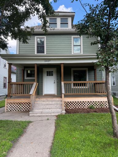 2427 17th Avenue S, Minneapolis, MN 55404