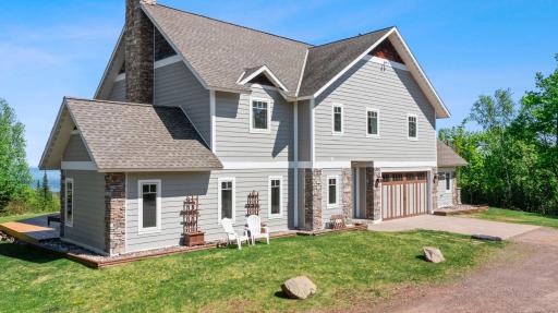 Welcome to stunning 685 Cuttingwood on 10 acres
