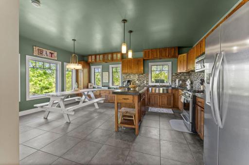 685 Cuttingwood Road, Two Harbors, MN 55616
