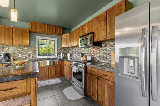 685 Cuttingwood Road, Two Harbors, MN 55616