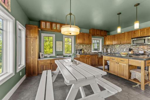 685 Cuttingwood Road, Two Harbors, MN 55616