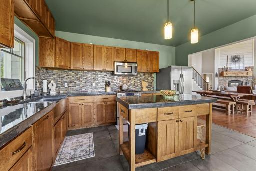 685 Cuttingwood Road, Two Harbors, MN 55616