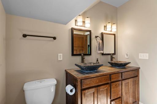 685 Cuttingwood Road, Two Harbors, MN 55616