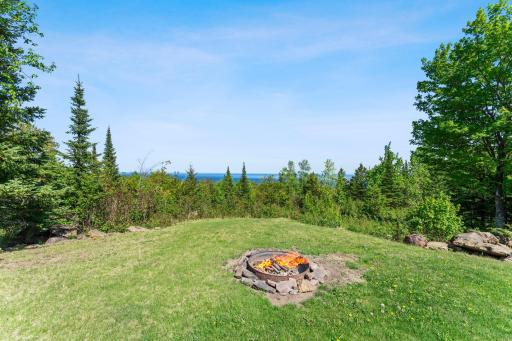 685 Cuttingwood Road, Two Harbors, MN 55616