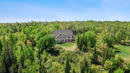 685 Cuttingwood Road, Two Harbors, MN 55616