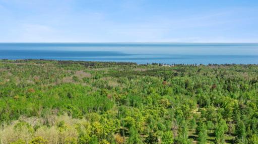 685 Cuttingwood Road, Two Harbors, MN 55616