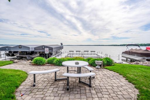 151 Lake Avenue N, 102, Spicer, MN 56288