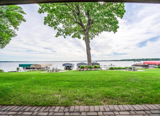151 Lake Avenue N, 102, Spicer, MN 56288