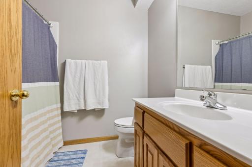 3794 Smithfield Curve, Saint Paul, MN 55129