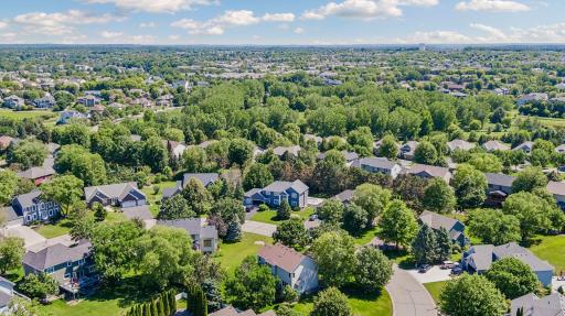 Beautiful neighborhood with mature trees. Smithfield Curve is not a main drag road so not quite as busy.