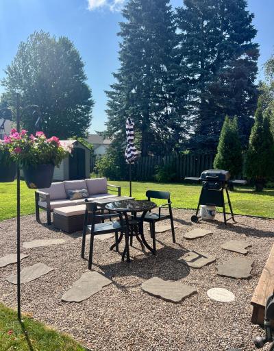 864 Winterberry Court, Woodbury, MN 55125