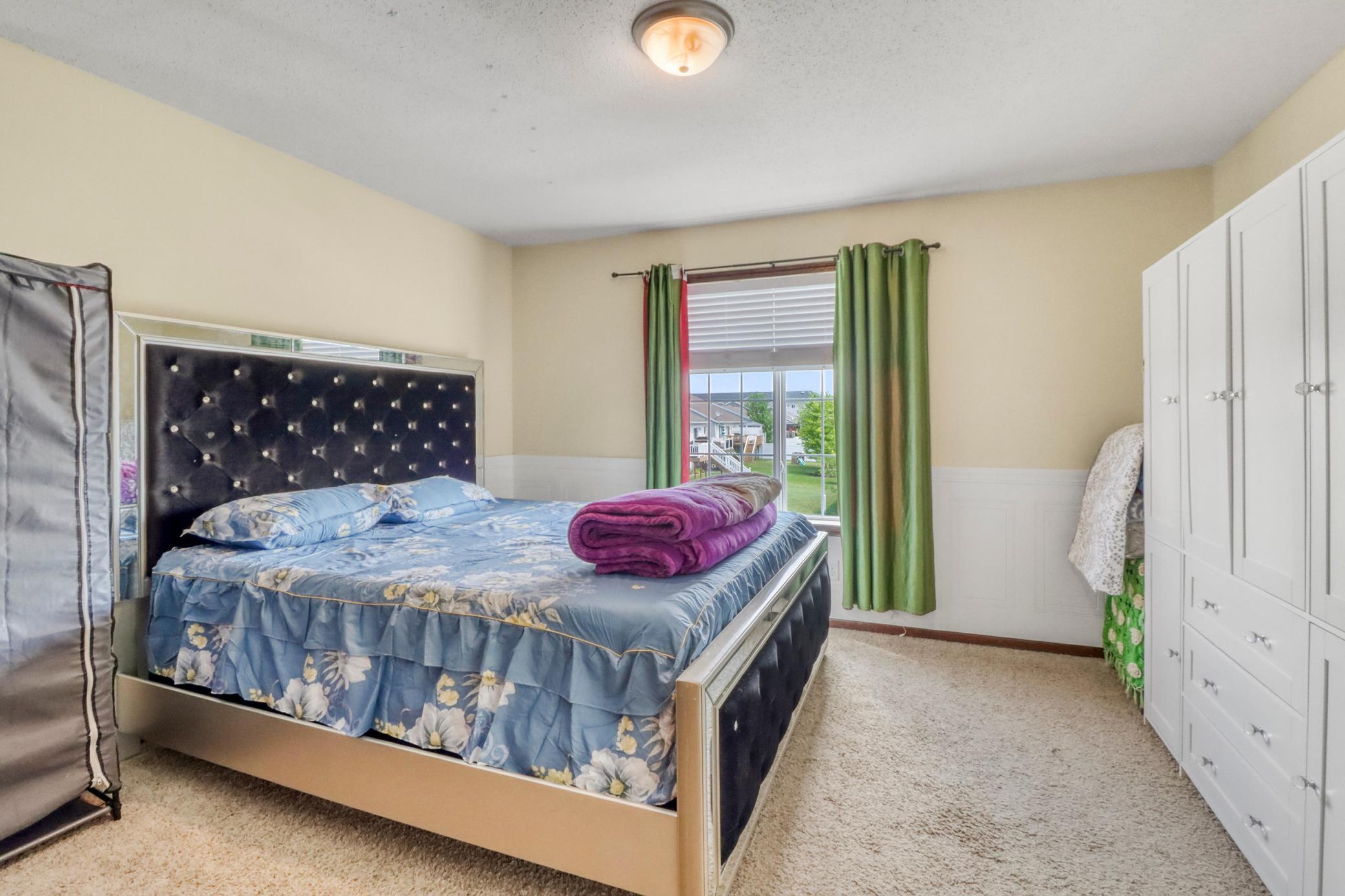 Bedroom1_1-3264.JPG