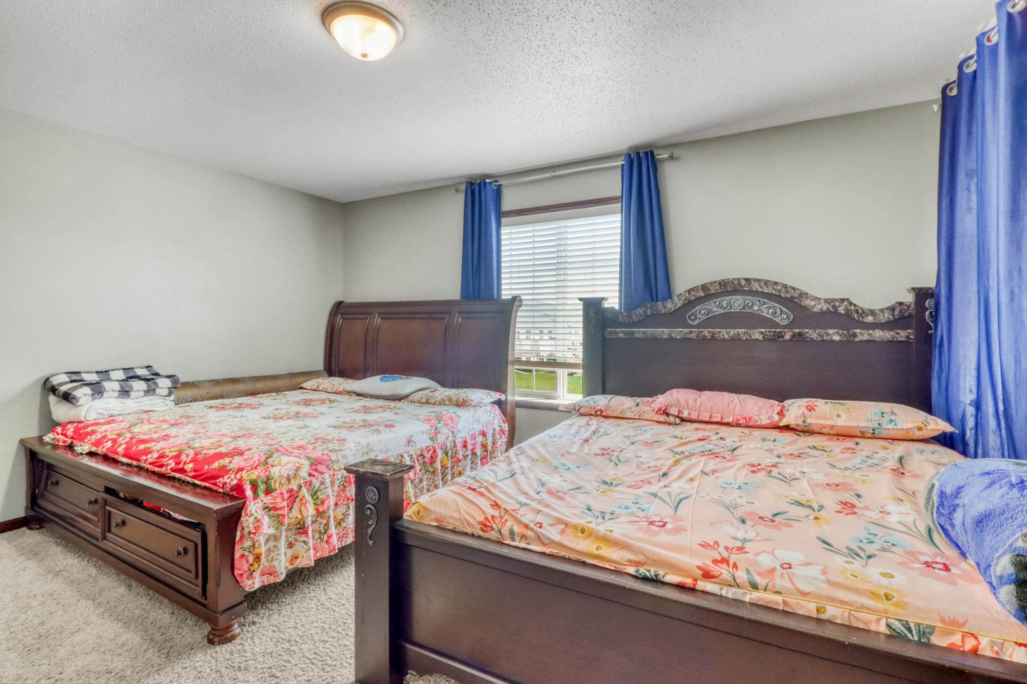Primary Bedroom1_2-3264.JPG