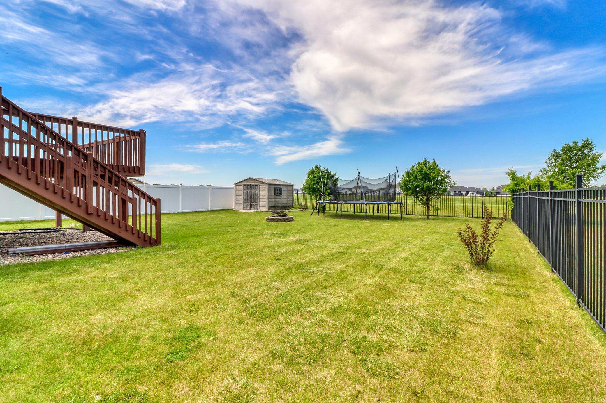 Backyard1_1-3264.JPG