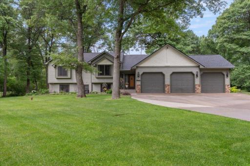 16715 Paul Road, Brainerd, MN 56401