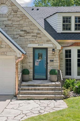 4919 Bruce Avenue, Minneapolis, MN 55424