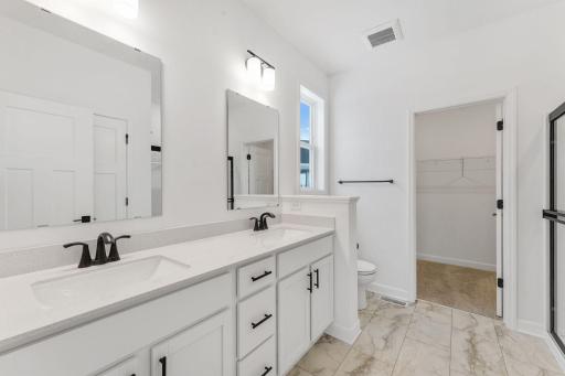 (Photo of a similar home, actual finishes may vary)