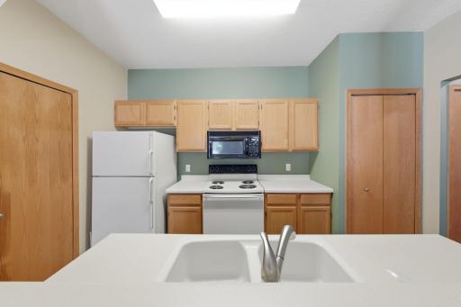 14172 Plymouth Avenue, 28, Burnsville, MN 55337